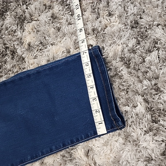 SONOMA WOMEN'S CAPRI PANTS JEANS SIZE 14 BLUE - Picture 6 of 11